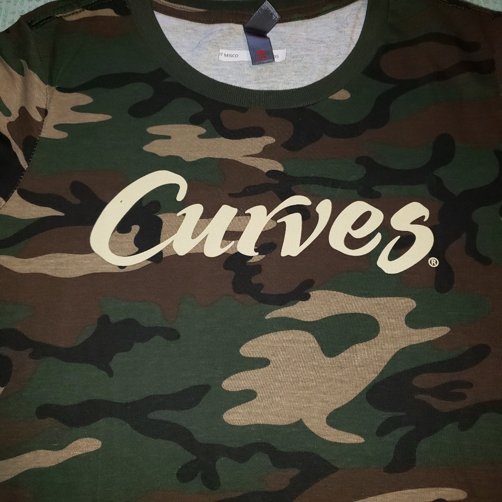Camo‎ Workout Tee - Picture 2 of 4